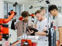 👨‍🔬Более 400 тыс. студентов колледжей и техникумов зарегистрировано на участие в региональном этапе всероссийского чемпионатного движения по профессиональному мастерству «Профессионалы» в 2026 году.