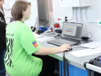 🏫 Участники группы, ЭТ-24 «Эксплуатация и обслуживание электрического и электромеханического оборудования», проходят испытание в компетенции «Цифровой электропривод».