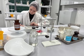 В Мурманском медицинском колледже прошли отборы на региональный этап чемпионата «Профессионалы-2026» по компетенции «Фармацевтика».